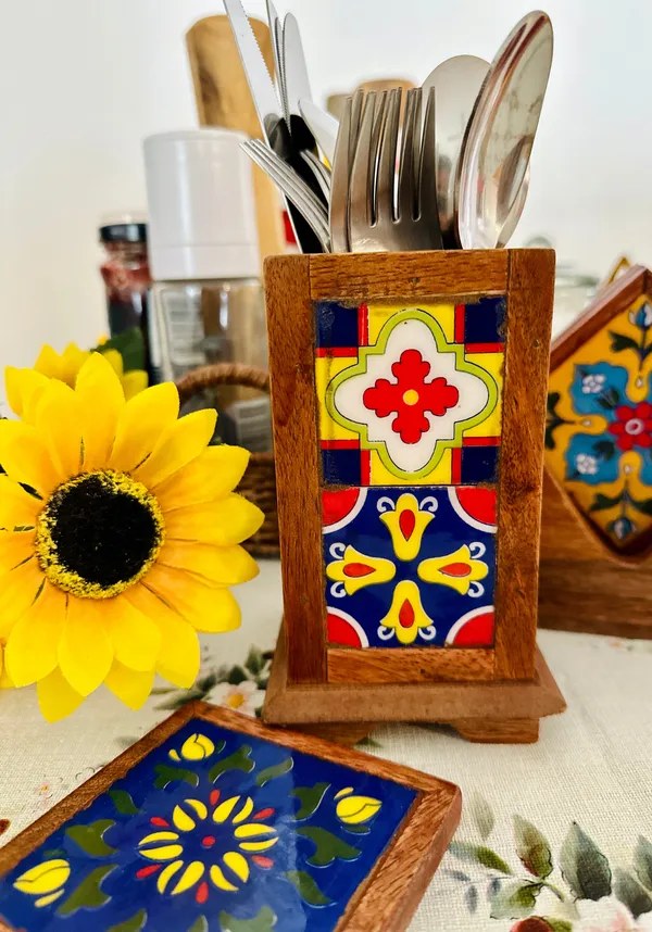 Timeless_Mosaic_Multifunctional_Holder_Stand
