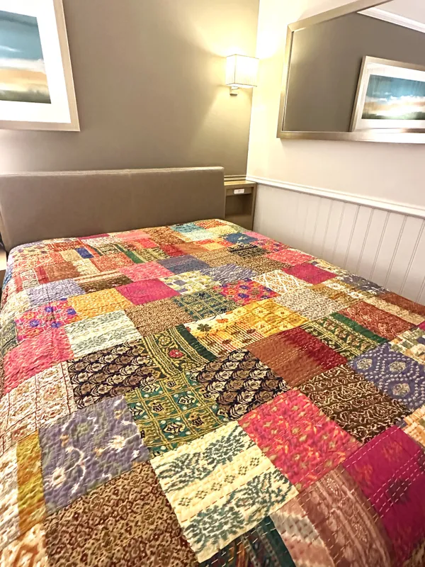 Kantha_Vintage_Look_Silk_Boho_Bedspread_King_Bed