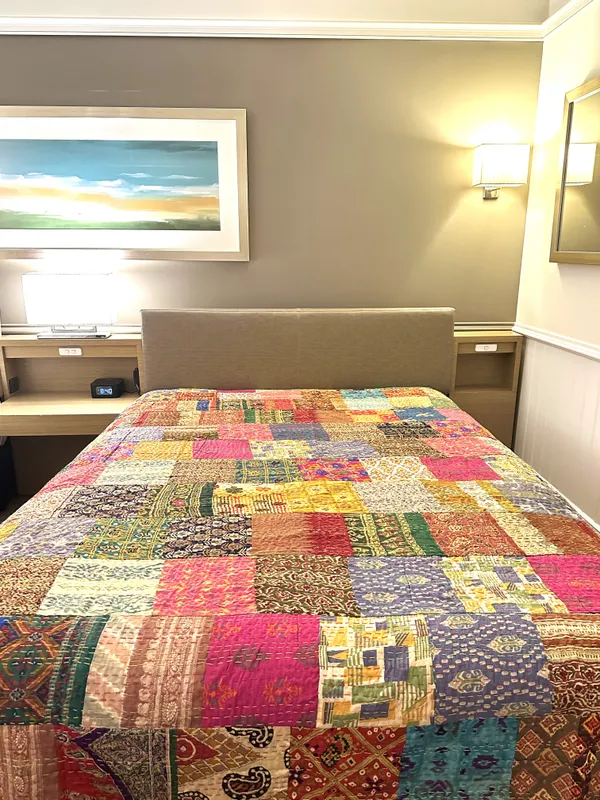 Kantha_Vintage_Look_Silk_Boho_Bedspread_King_Bed