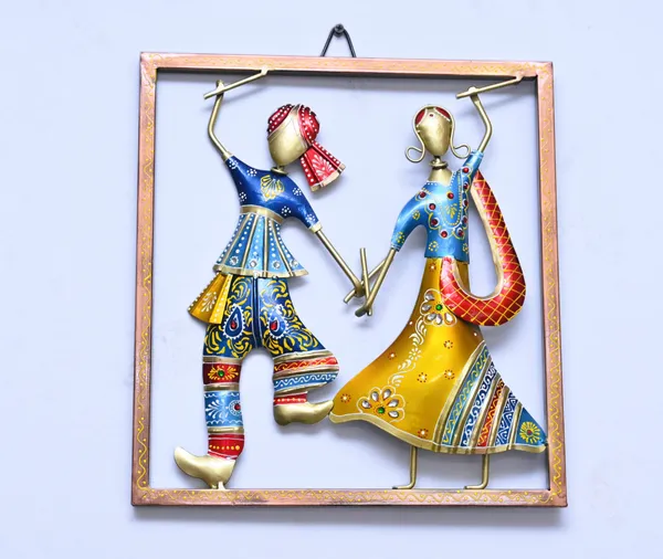 Dandiya_Couple_Warli_Frame