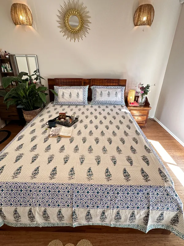 Sanganeri_Percale_Cotton_Handblock_Print_Bedspread_(King_Size)