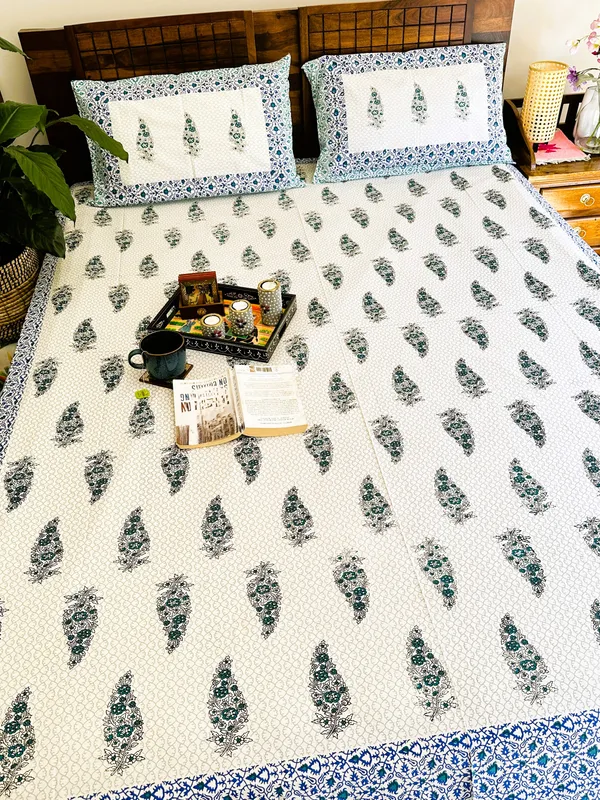 Sanganeri_Percale_Cotton_Handblock_Print_Bedspread_(King_Size)