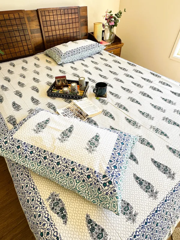 Sanganeri_Percale_Cotton_Handblock_Print_Bedspread_(King_Size)