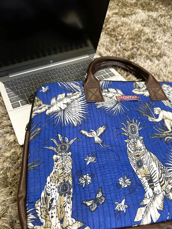 Tropical_Trails_Laptop_Sleeve_17X12_Inches
