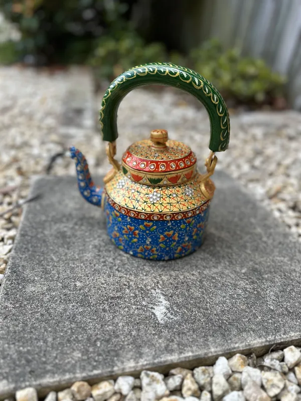 Beaded_Blue_Kettle