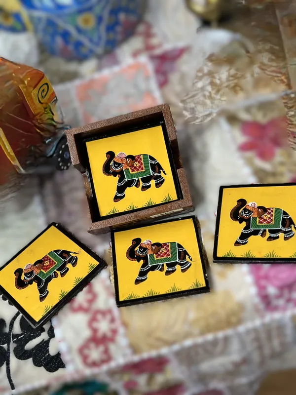 Majestic_Elephant_Wooden_Coasters_With_Holder_-_Set_Of_4