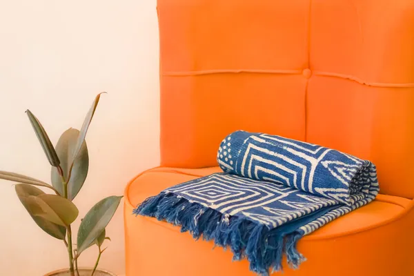 Indigo_Geometrical_Organic_Jute_Cotton_Handblock_Print_Handwoven_Sofa_Throw