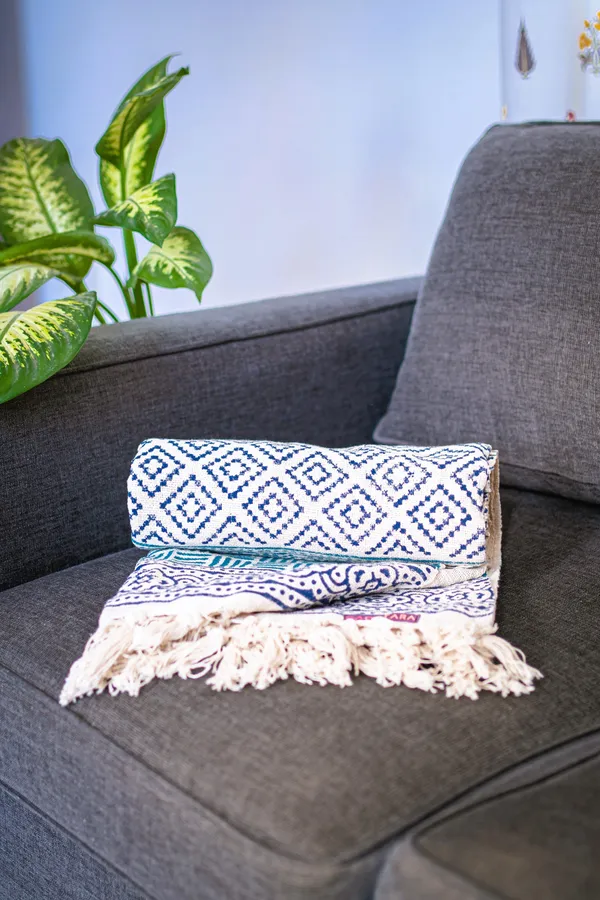 Evergreen_Patterned_Organic_Jute_Cotton_Handblock_Print_Handwoven_Sofa_Throw