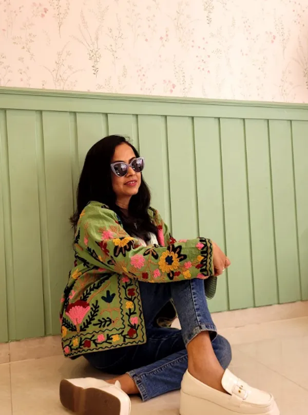 Handcrafted_Suzani_Embroidered_Jacket___Free_Size_(Green)