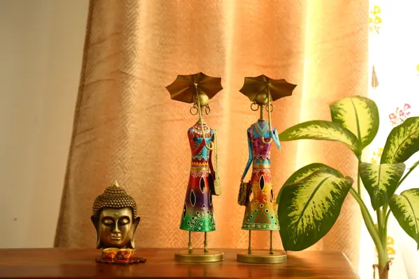 Chic_Umbrella_Doll_Warli_Art_Showpiece_-__Blue
