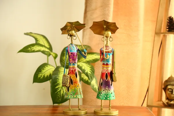 Chic_Umbrella_Doll_Warli_Art_Showpiece_-__Blue