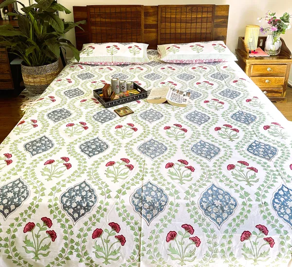 Premium_Quality_Organic_Percale_Cotton_Bedsheet_Set_with_2_Pillow_Covers_King_Size_108X108in_Pastel_Green