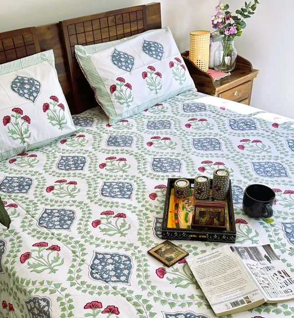 Premium_Quality_Organic_Percale_Cotton_Bedsheet_Set_with_2_Pillow_Covers_King_Size_108X108in_Pastel_Green