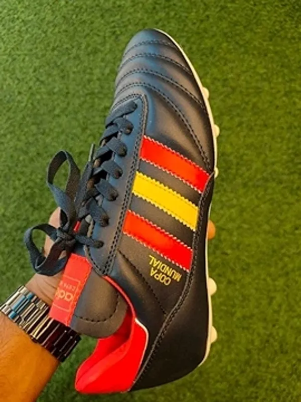 Navy_Blue_Copa_Mundial_Football_Boots_With_Lace_For_Unisex