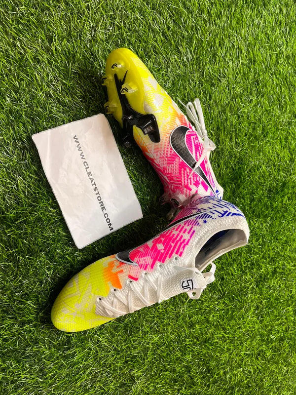 Multicolour_Mercurial_Vapor_13_Elite_Low_Ankle_Football_Boots_For_Unisex