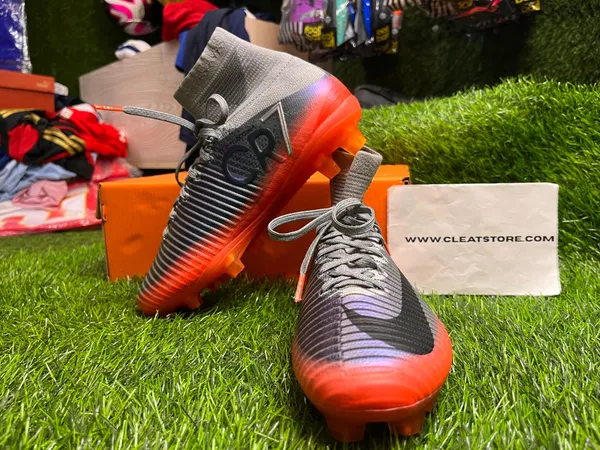 Blue_&_White_Mercurial_Superfly_5_Cr7_Edition_Top_Ankle_Football_Boots_For_Unisex
