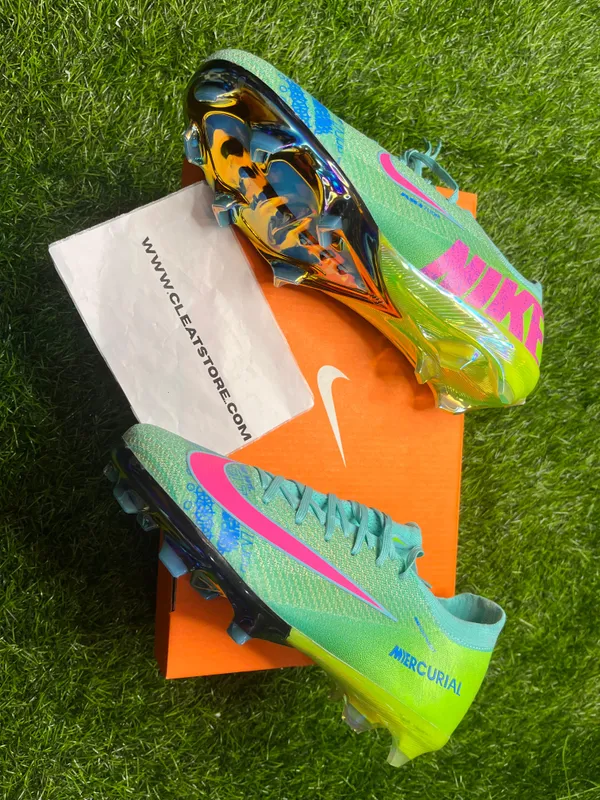 Green_Mercurial_Vapor_16_See_Football_Boots_With_Lace_Special_Edition_For_Unisex