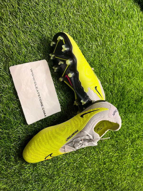 Light_Green_PhantomGX_Elite_Low_Ankle_Football_Boots_With_Lace_For_Unisex