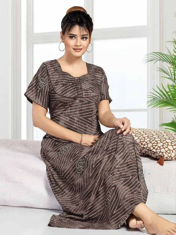 Brown_Sarina_Checkered_Regular_Nighty_For_Women
