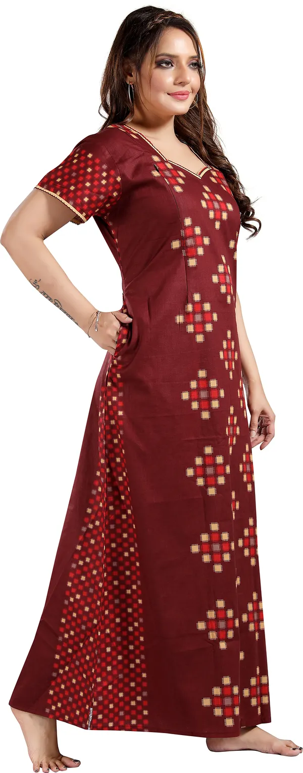 Maroon_Cotton_Colorblock_Regular_Maternity_&_Nursing_Nighty_For_Women