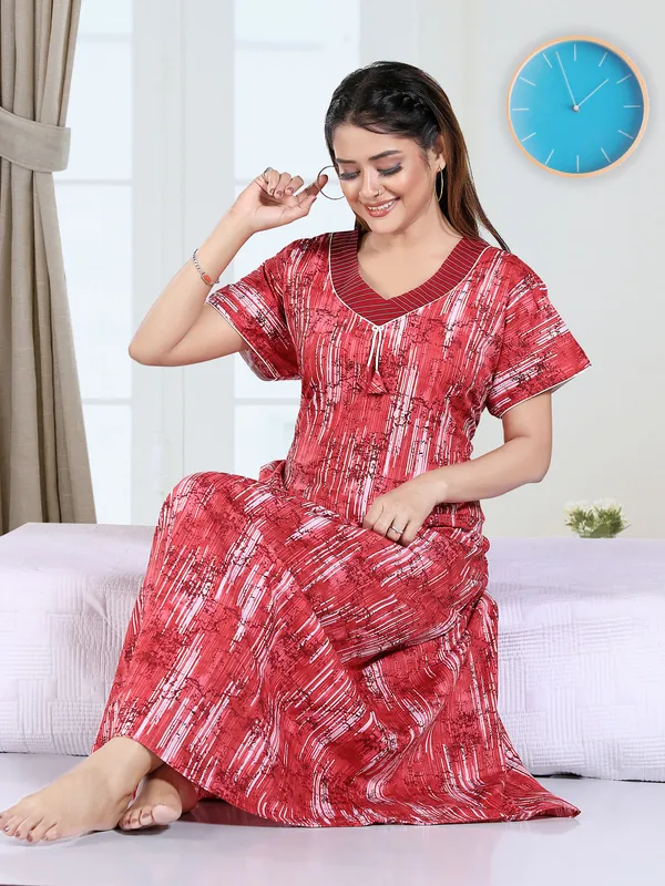 Pink_Cotton_Printed_Regular_Nighty_For_Women