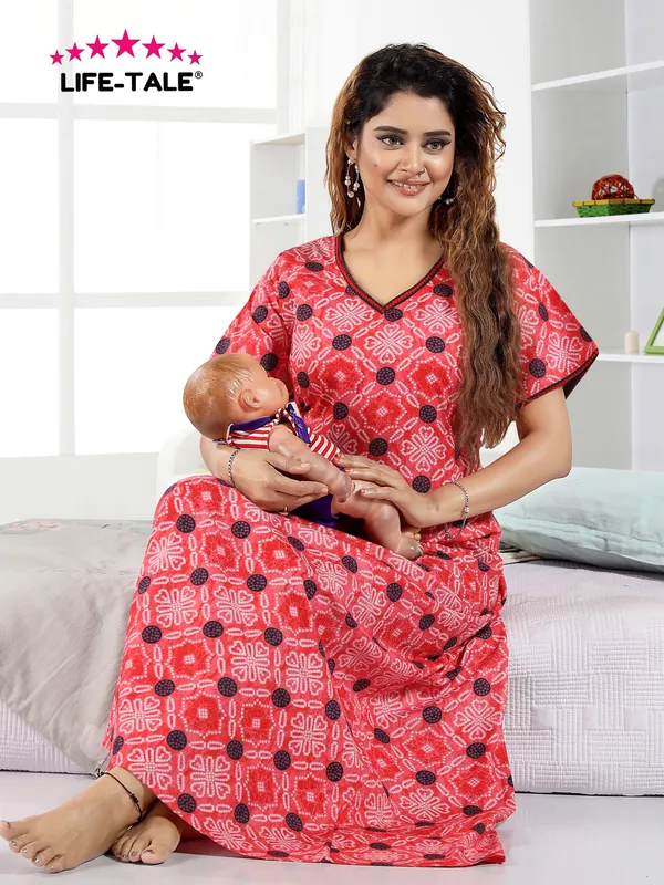 LIFE-TALE_Red_Cotton_Printed_Regular_Maternity_&_Feeding_Nighty_For_Women