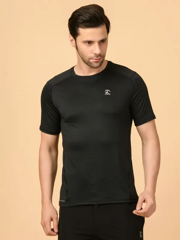 Black_Activewear_Half_Sleeves_T-Shirt_For_Men