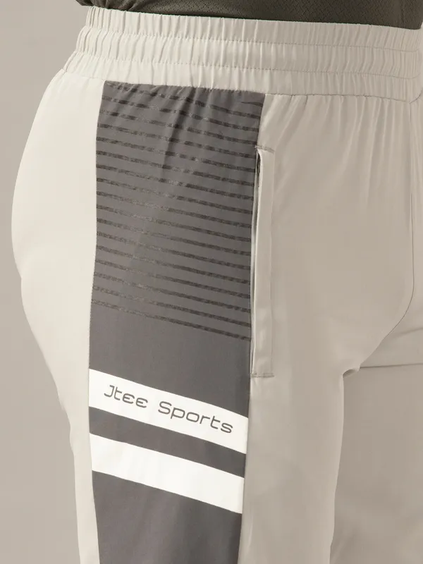 Sprint_Line_Shorts