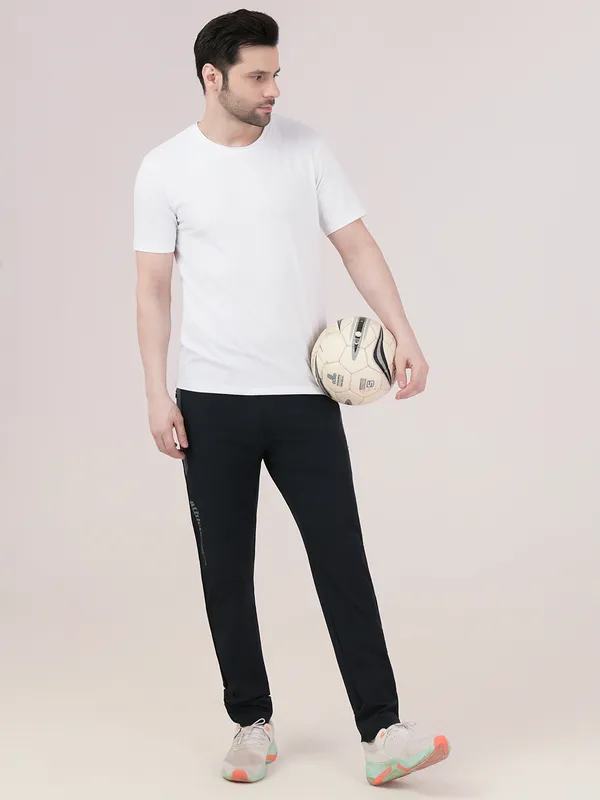 ATHLETE_PRO_TRACK_PANT