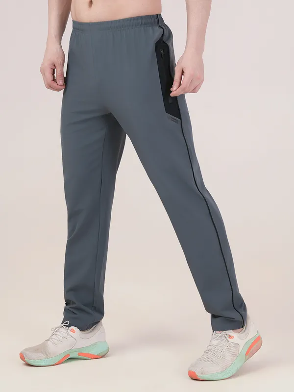 ATHLETE_PRO_TRACK_PANT
