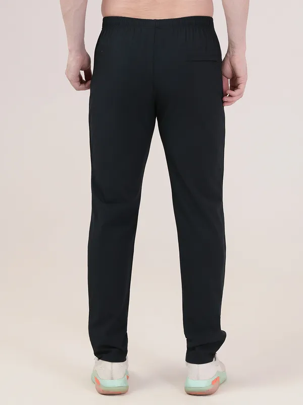 ATHLETE_PRO_TRACK_PANT