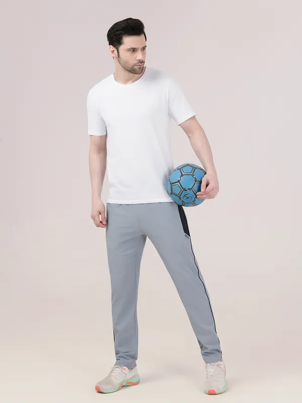 ATHLETE_PRO_TRACK_PANT