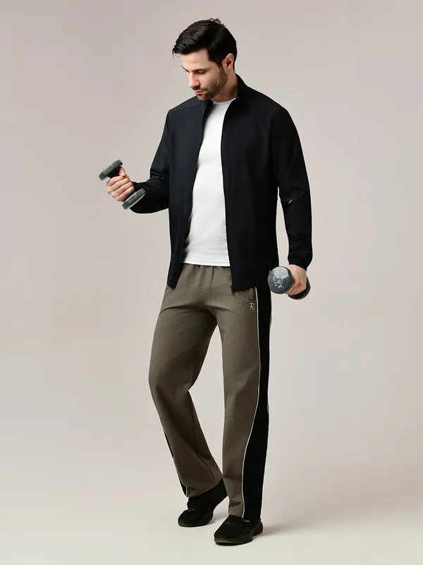 Aerolite_Jacket