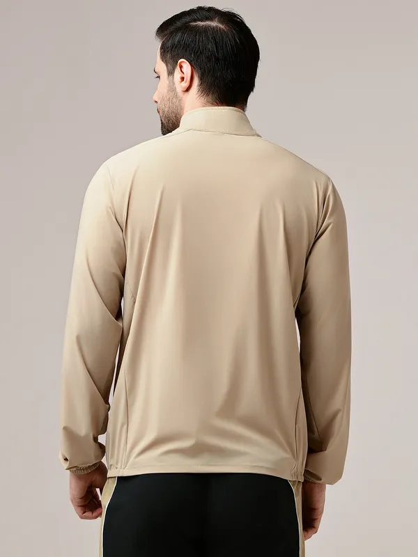 Aerolite_Jacket