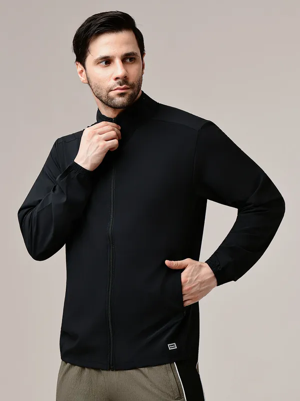 Aerolite_Jacket