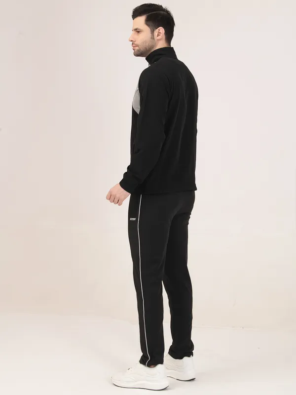 BLACK_X011_TRACK_SUIT_FOR_MEN