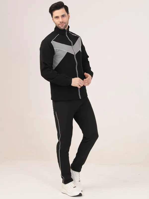 BLACK_X011_TRACK_SUIT_FOR_MEN