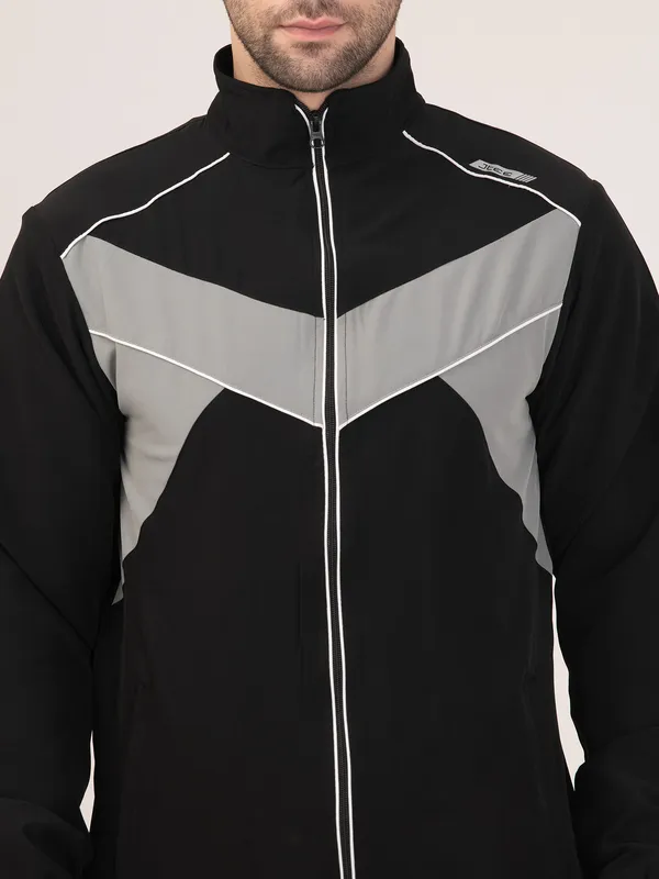 BLACK_X011_TRACK_SUIT_FOR_MEN