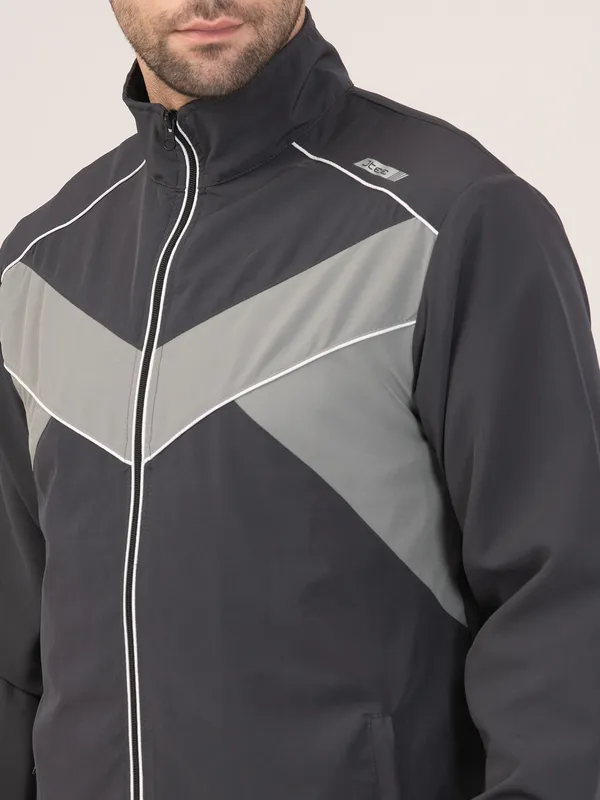GREY_X011_TRACK_SUIT_FOR_MEN