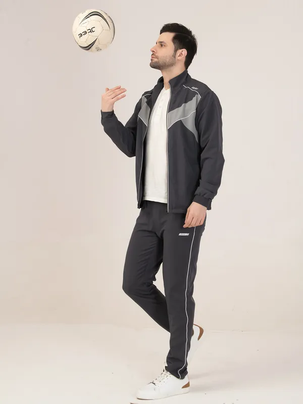 GREY_X011_TRACK_SUIT_FOR_MEN