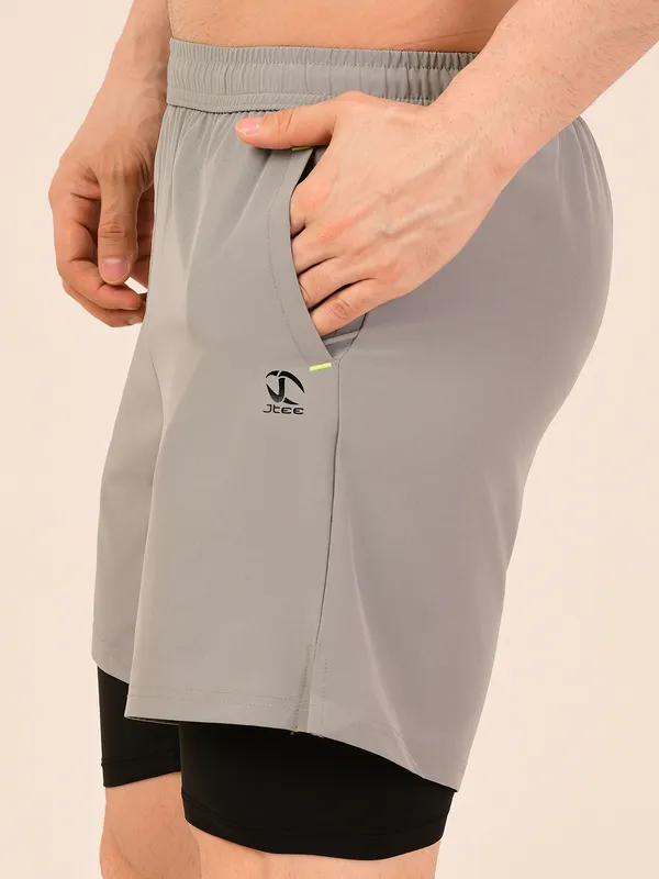 Men’s_2-in-1_Performance_Compression_Shorts