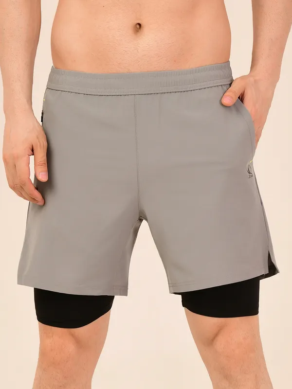 Men’s_2-in-1_Performance_Compression_Shorts