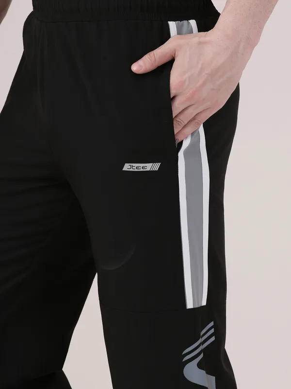 MEN'S_ACTIVE_EDGE_TRACK_PANTS