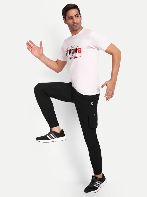 Black_Activewear_City_Cargo_Jogger_For_Men