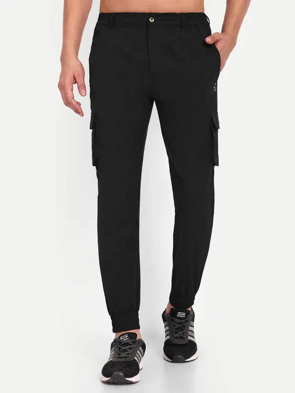 Black_Activewear_City_Cargo_Jogger_For_Men