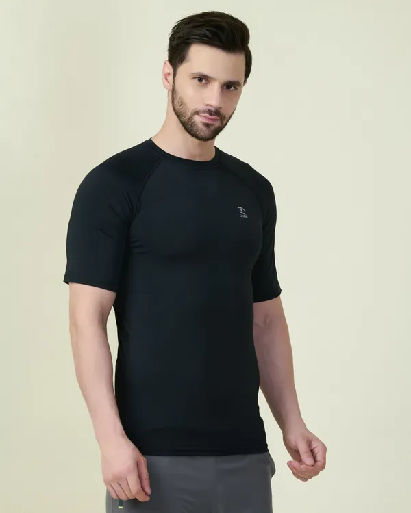 Black_Half_Sleeve_Compression_Tshirt