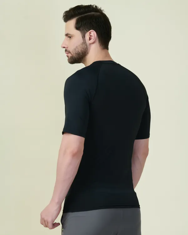 Black_Half_Sleeve_Compression_Tshirt