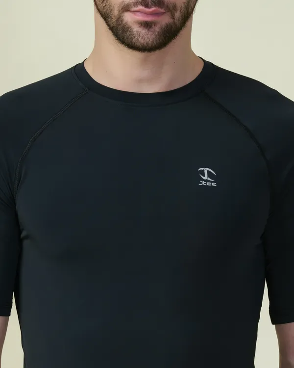 Black_Half_Sleeve_Compression_Tshirt