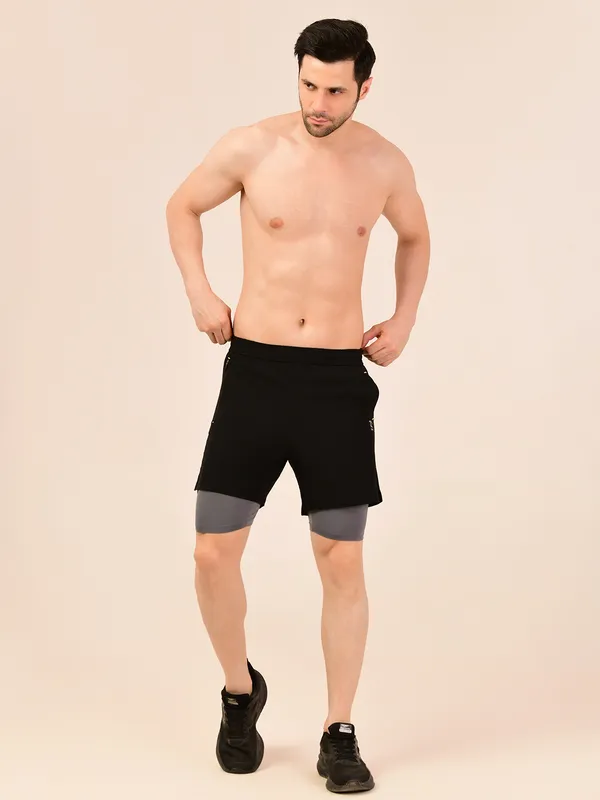 Men’s_2-in-1_Performance_Compression_Shorts