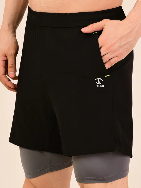 Men’s_2-in-1_Performance_Compression_Shorts